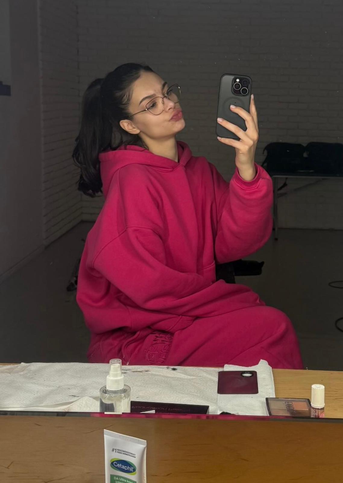 CRYSTALAND ESSENTIAL HOT PINK HOODIE