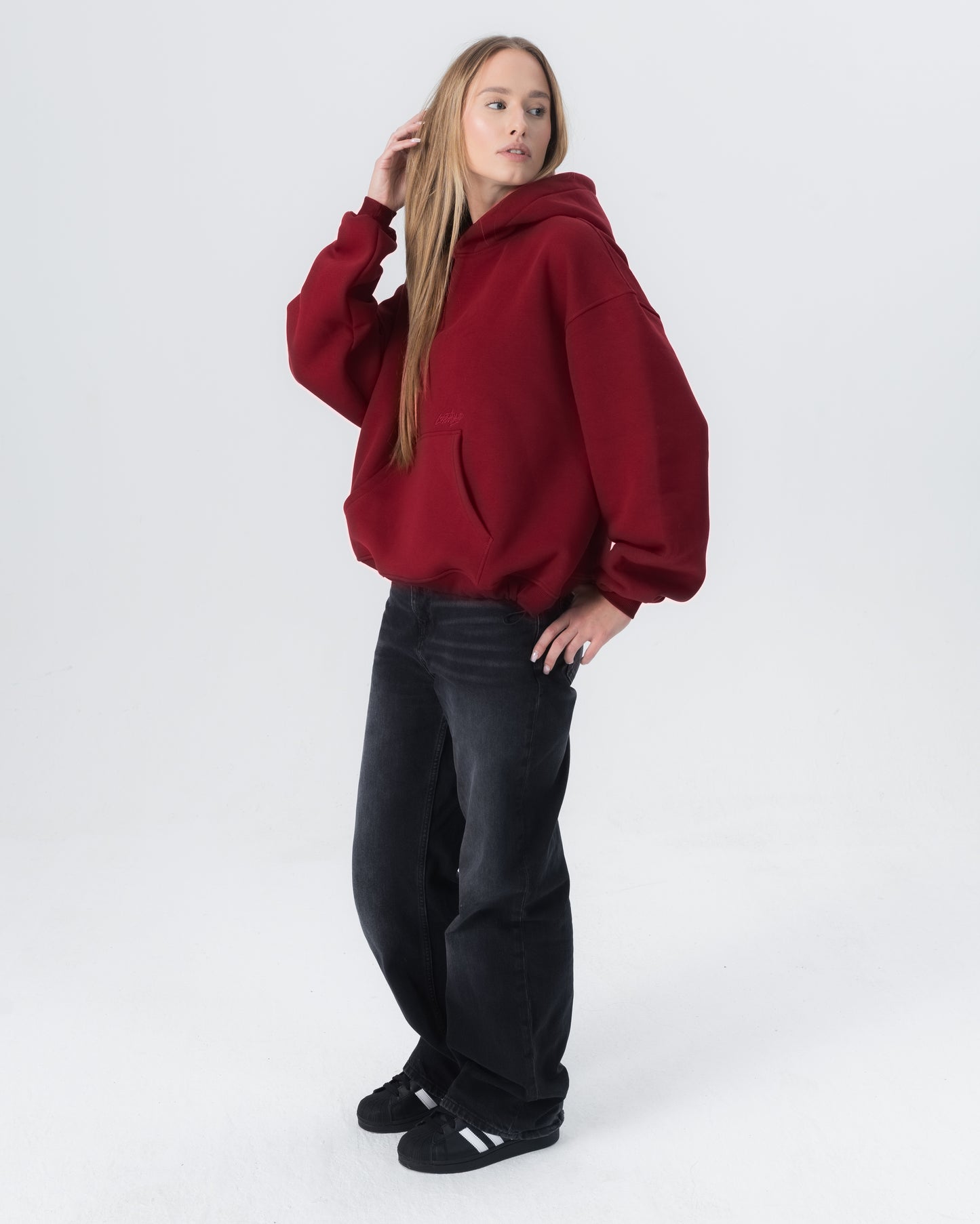 CRYSTALAND ESSENTIAL BURGUNDY HOODIE