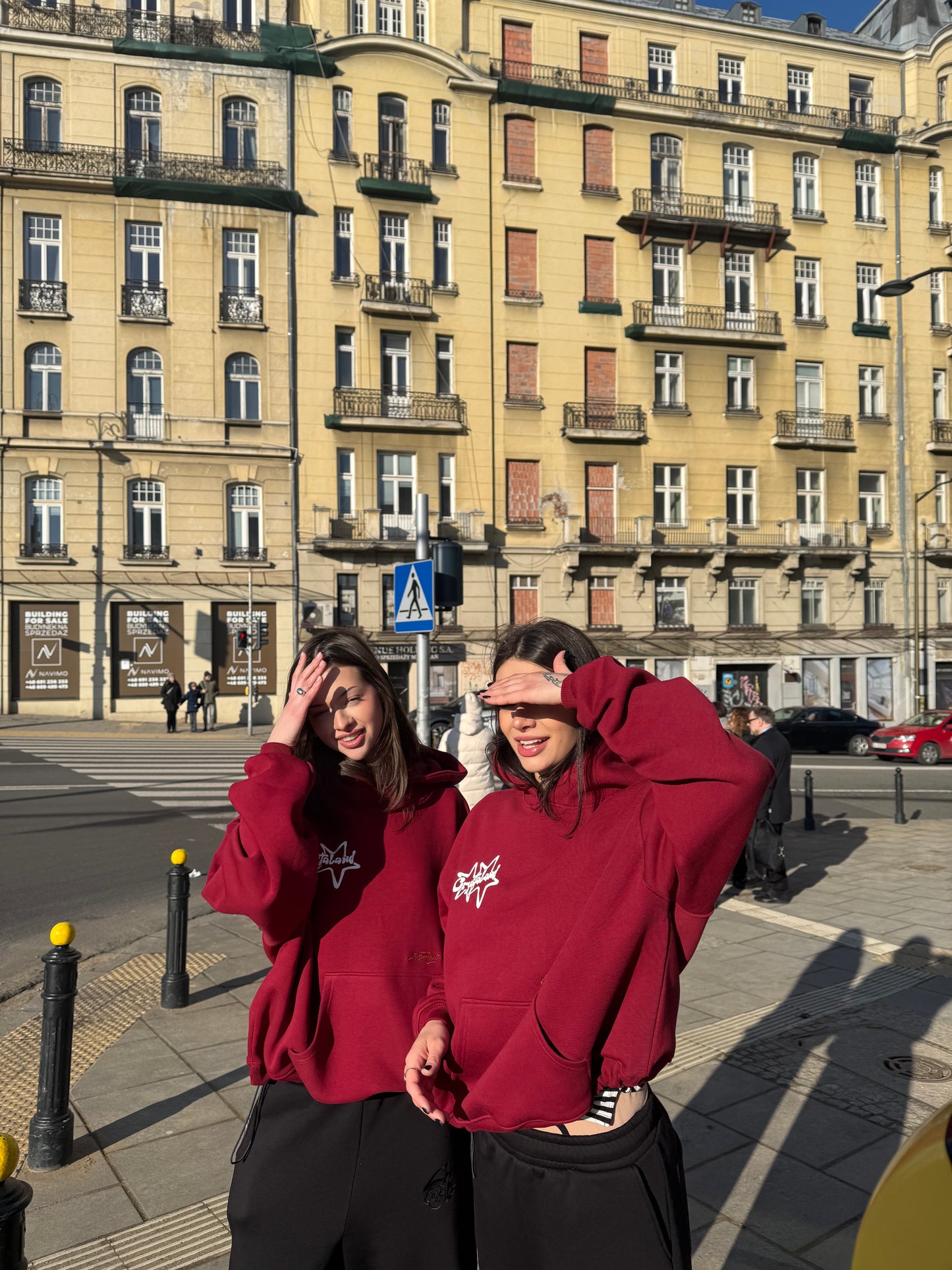 CRYSTALAND STAR PUFF PRINT BURGUNDY HOODIE