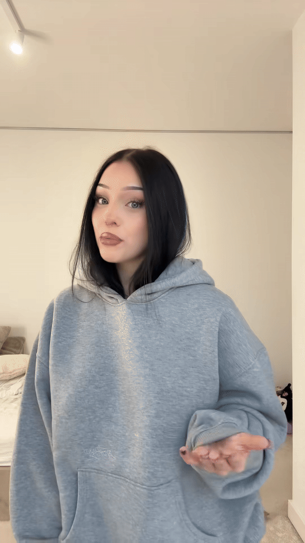 CRYSTALAND ESSENTIAL GREY HOODIE